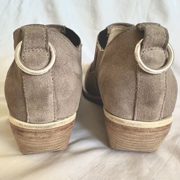 Rag and Bone Finlay Tan Beige Suede Booties Boots Size 6 - Picture 3 of 9